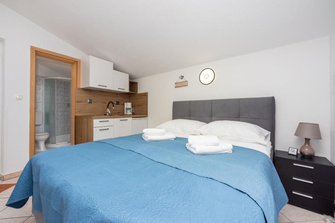 Apartments Porto Dramalj Exterior photo