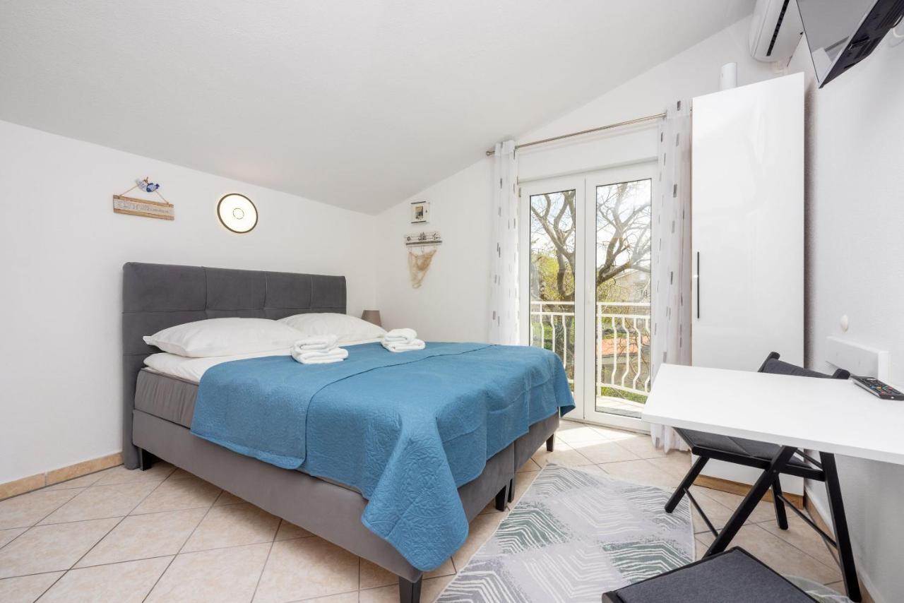 Apartments Porto Dramalj Exterior photo